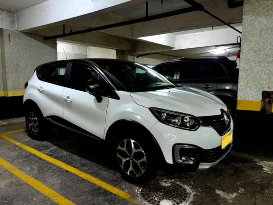 RENAULT CAPTUR 2.0 16V HI-FLEX INTENSE AUTOMÁTICO RENAULT CAPTUR 2.0 16V HI-FLEX INTENSE AUTOMÁTICO